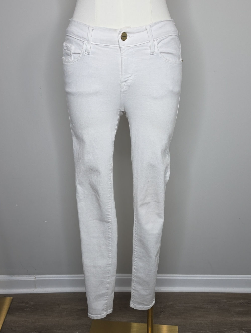 FRAME Le Skinny de Jeanne Size 26 Blanc